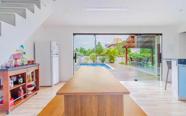 GB77 Ótima Casa 5 Quartos com Piscina e Churrasqueira - Guarajuba