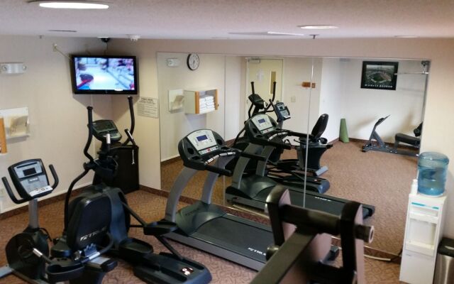 Best Western Plus Twin View Inn & Suites