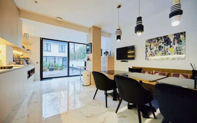 Suites 124