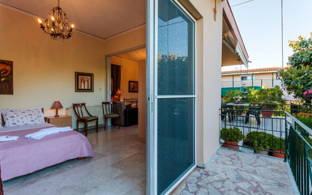 Stylish Seaside Home - Fully Equipped, big terrace