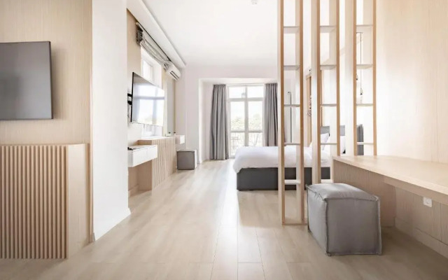 . Piccolo Mondo by Citybookings