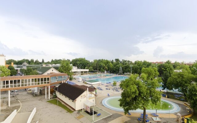 Hunguest Hotel Aqua Sol