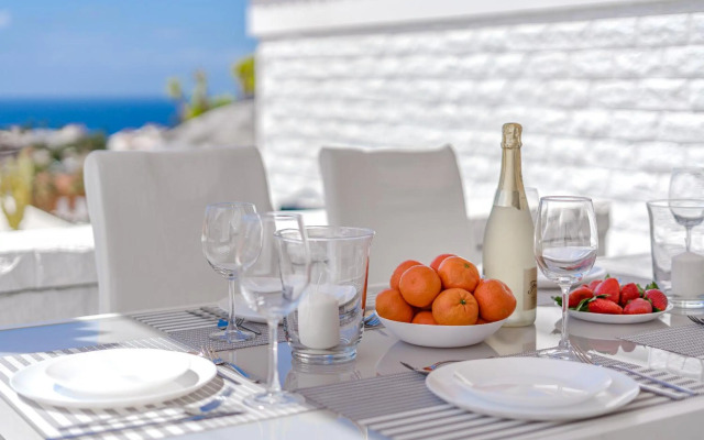 BuenaVista Romantic Bungalow in Costa Adeje