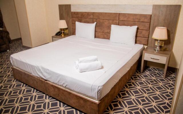 Piano Hotel Baku