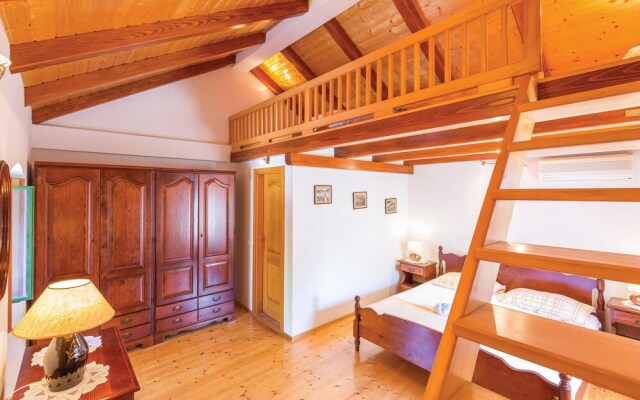 Amazing Home in Tucepi With Wifi and 1 Bedrooms