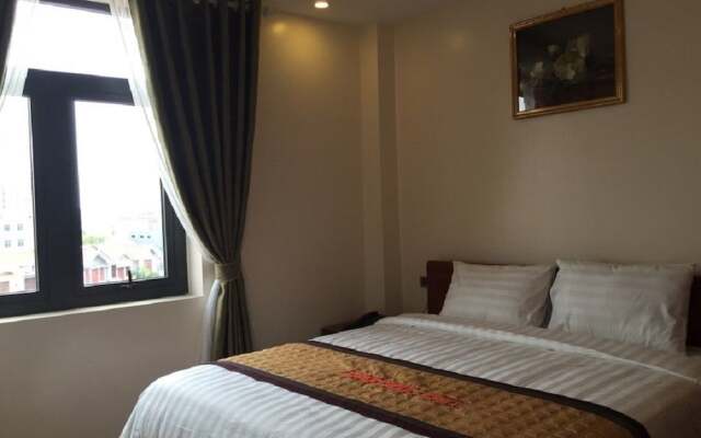 Phoenix 3 International Hotel