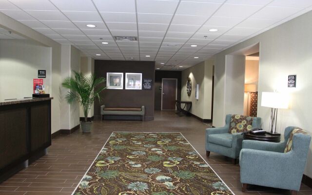 Hampton Inn Huntington University Area