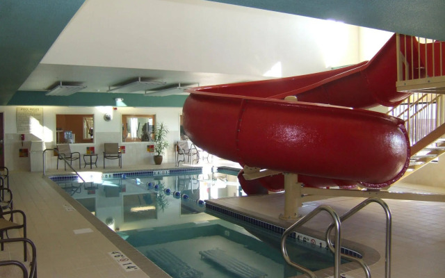 Holiday Inn Express & Suites Loveland by IHG