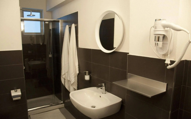 Levante Residence