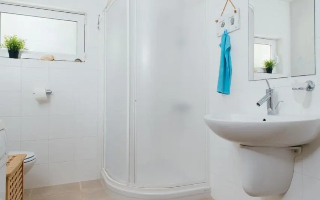 Aqua residence