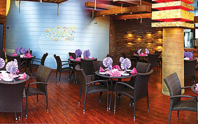 Hotel Pardisan Mashad
