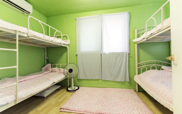 Bukchon Y Guesthouse