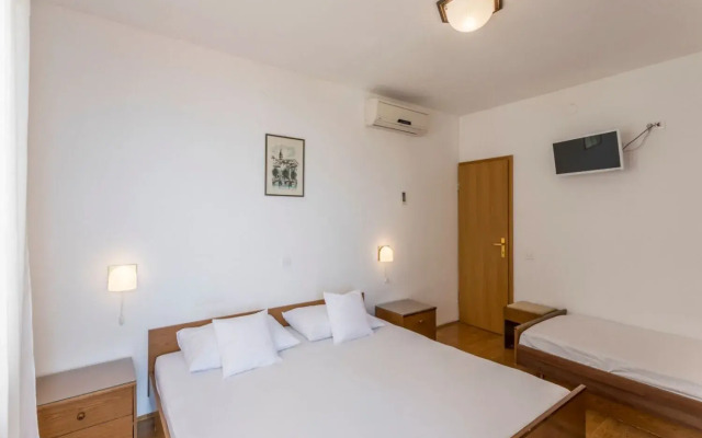 Vedra- Free Parking And Close To The Beach - R1