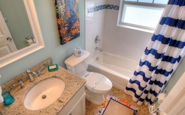 Hawaiian Hideaway Apartment 4