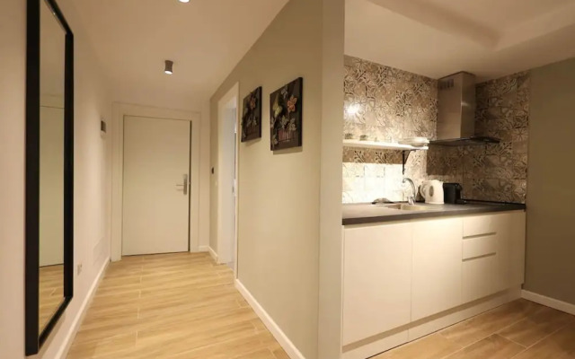 Grandstay Studios 105