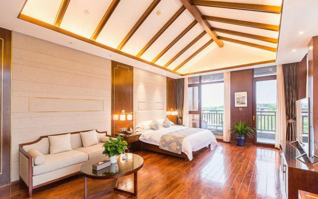 Taihuyuan Holiday Hotel