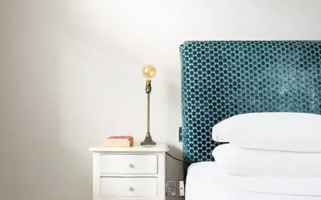 Oakley Street VII by Onefinestay