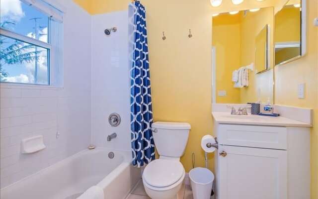 200 Seabreeze Ct - 5Br Home