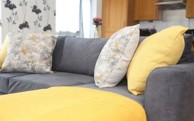 Luxury 2 Bed Apartment
