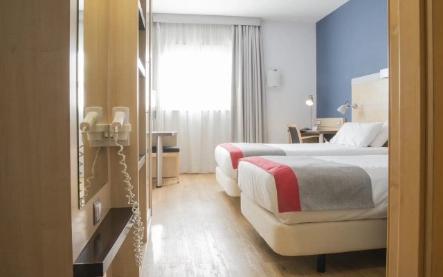 Holiday Inn Express Valencia - Bonaire by IHG