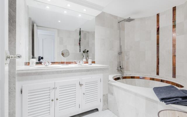 Las Jacarandas 1B in Estepona