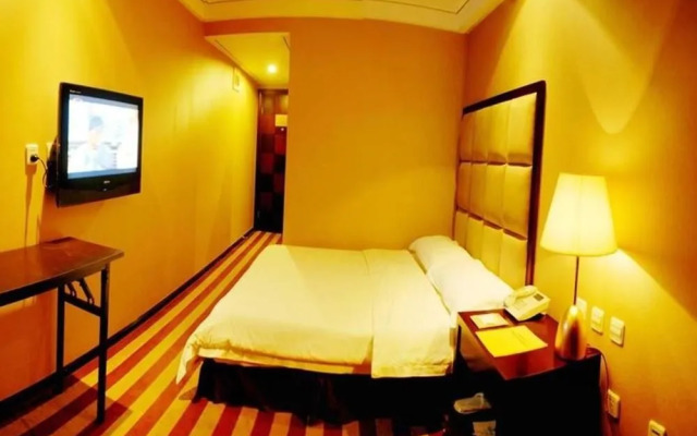 The Arctic Ocean Hotel