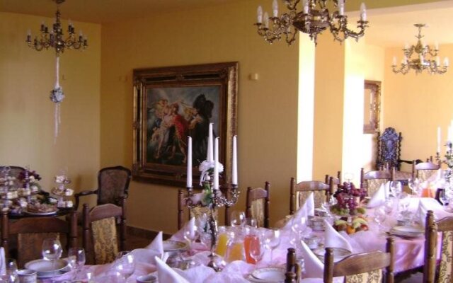 U Marii Hotel