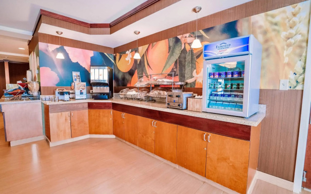 Fairfield Inn by Marriott Medford Long Island