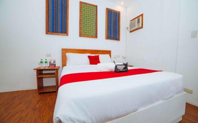 RedDoorz Plus @ Malabanias Angeles City