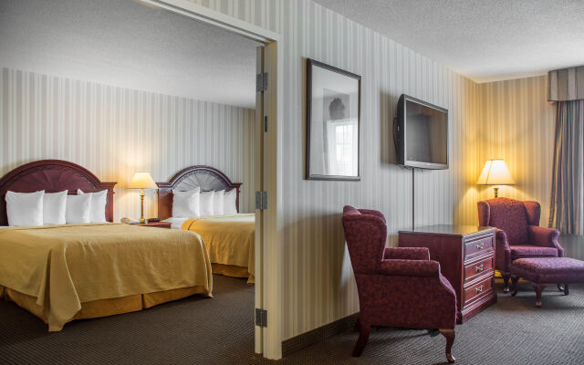 Quality Hotel and Suites Woodstock