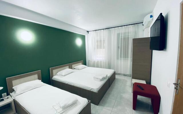 The Lincoln Suites - Central Shabbat Friendly Apartments