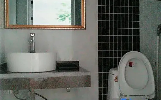 Lanzhou 8 Degree Hotel