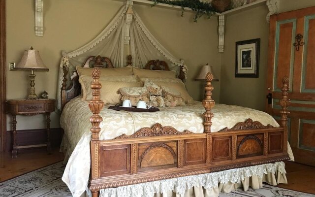 Vinifera, The Inn on Winery Row