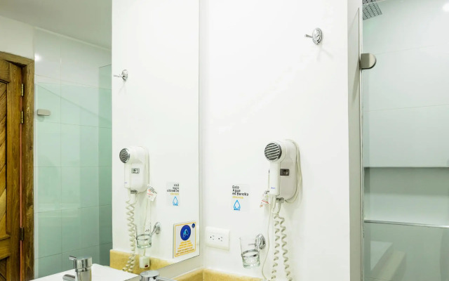 Travelers Suites Edificio Fontana Plaza