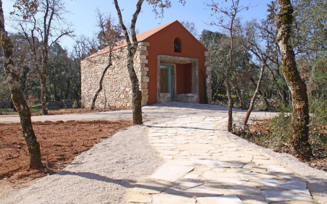 Luz Houses