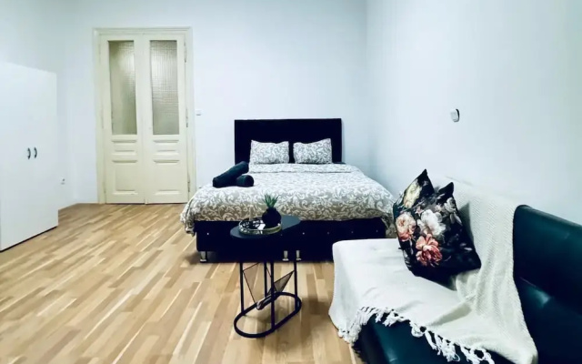 Stylish Contemporary Stay Stadthalle