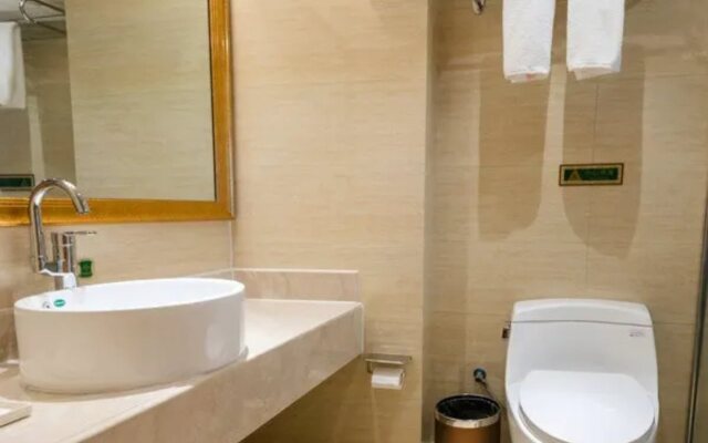 Vienna Hotel (Wuhan Central China Normal University, Huquan Metro Station)