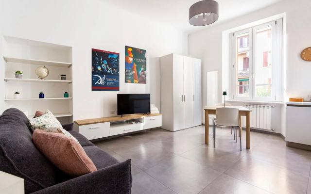 new studio apartment sauro orange