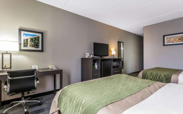 Comfort Inn Cleveland Airport
