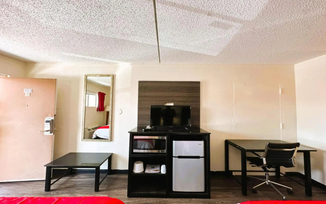 Oyo Hotel San Antonio Lackland AFB/Seaworld Hwy 90 W