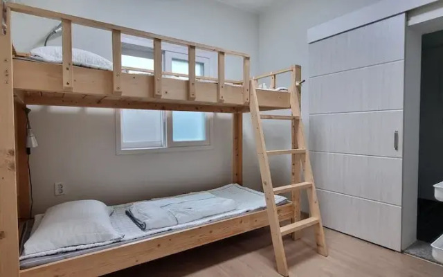 Daegu House - Hostel