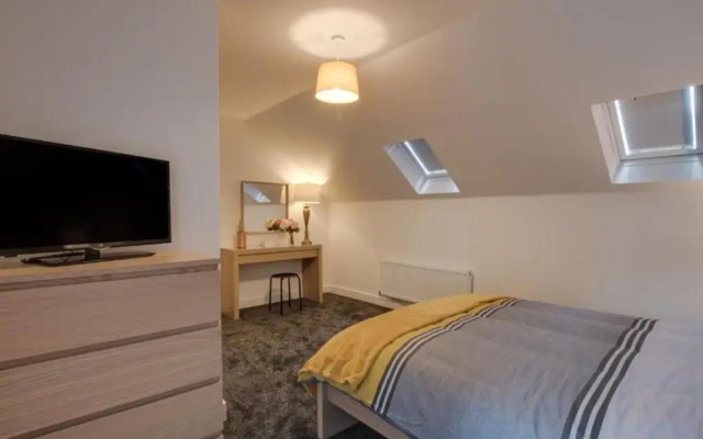 Beach Retreat 1bhk Apt in Skinnigrove