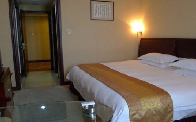 Felman Platinum Hotel