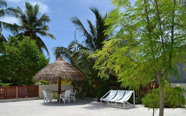 TME Retreats Dhigurah