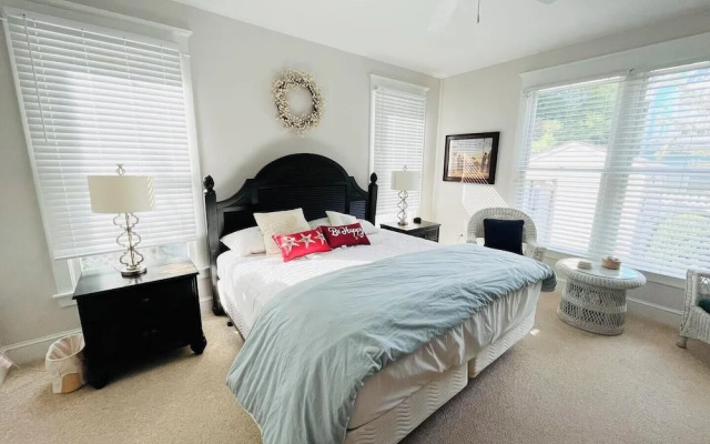 ST Lawrence Street 13