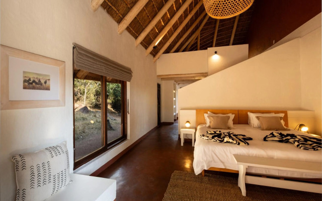 Zebras Crossing Lodge