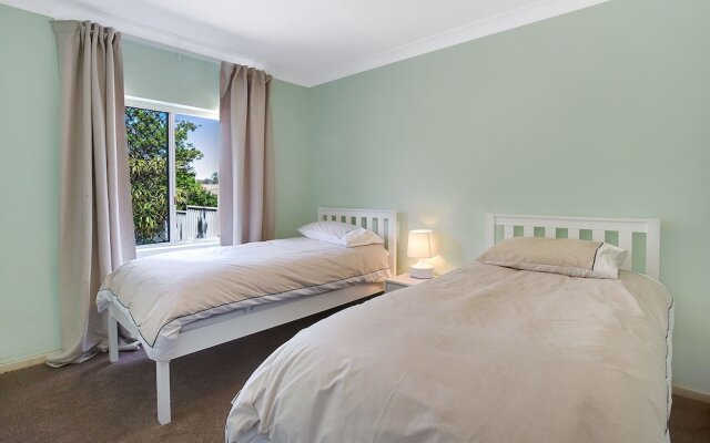 Summerside, 43 Lentara Street