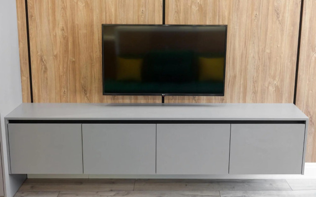 Royal VIP Apartment on Pidmurna 24