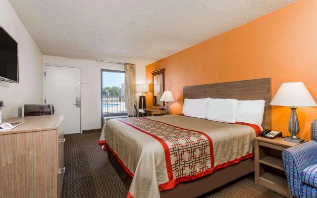 Days Inn by Wyndham Norfolk Airport