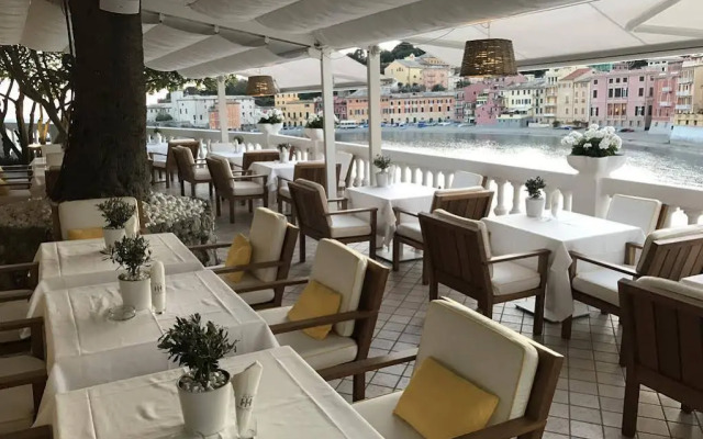 HH Hotel Helvetia